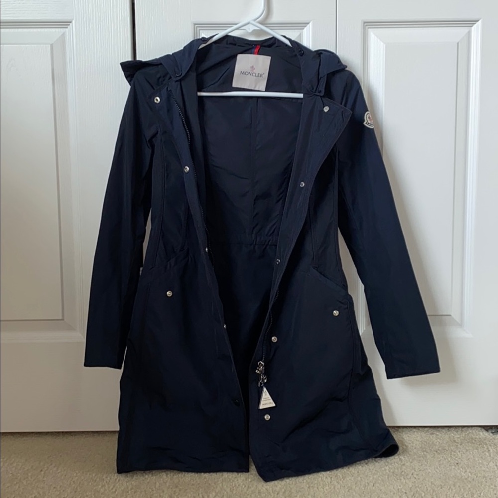 Moncler Argeline Long-Sleeve Zip-Front Coat